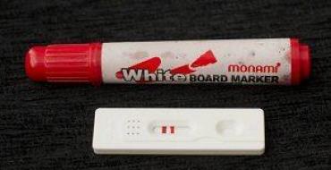 Two tests showed two strips: the principle of operation of the pregnancy test, instructions for use, results, ultrasound and consultation with a gynecologist The test showed 2 strips